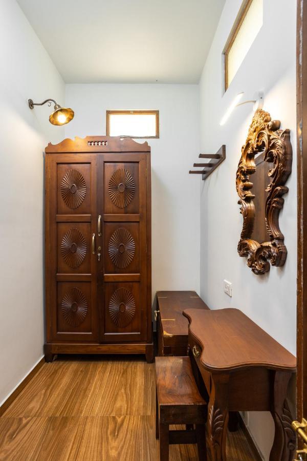 The Barracks Cochin Appartement Kochi Kamer foto