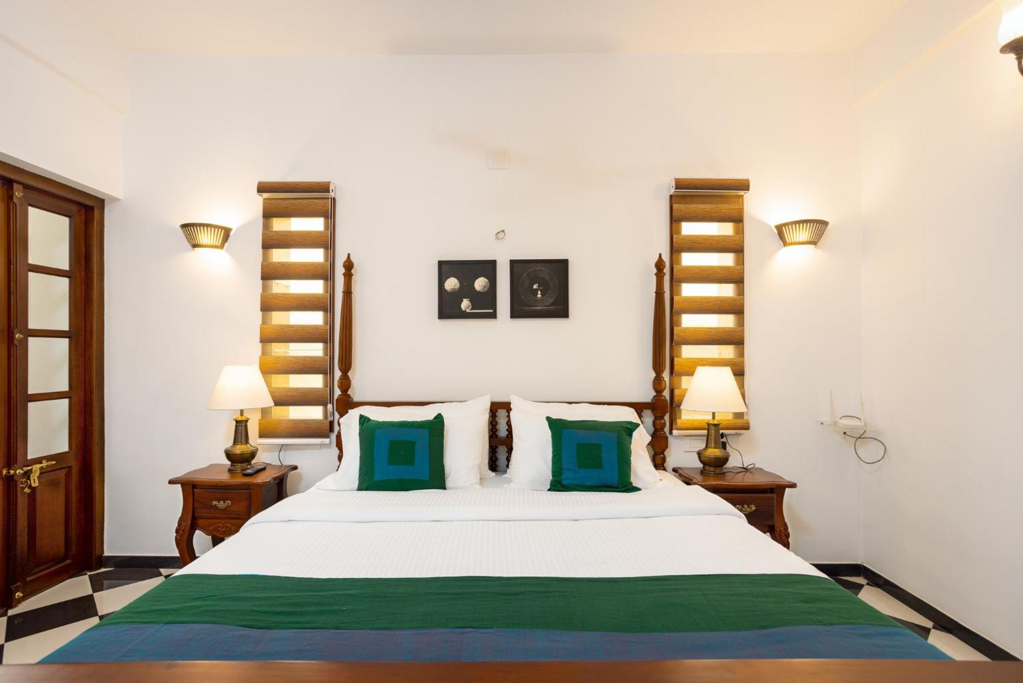 The Barracks Cochin Appartement Kochi Kamer foto